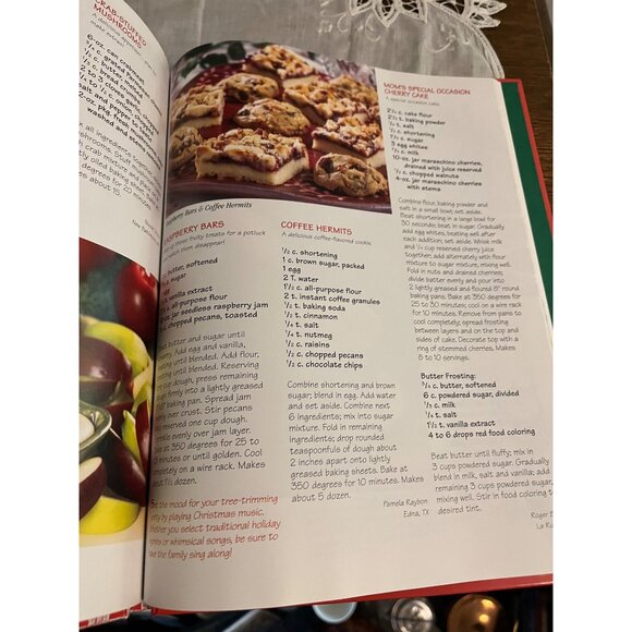 Gooseberry Christmas Book Eight - Picture 6 of 6